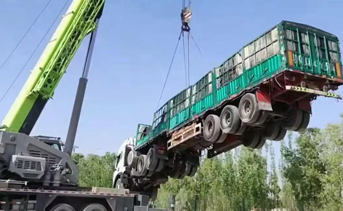 博爱道路脱困救援案例